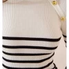 Белый полосатый свитер на пуговицах 4