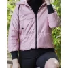 Розовая куртка-пуховик с капюшоном 3