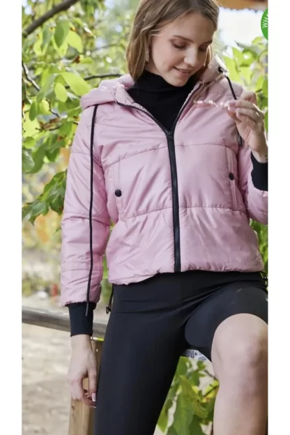 Розовая куртка-пуховик с капюшоном 5
